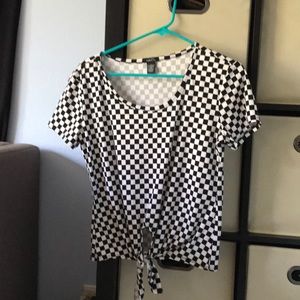 Checkered tied tee shirt
